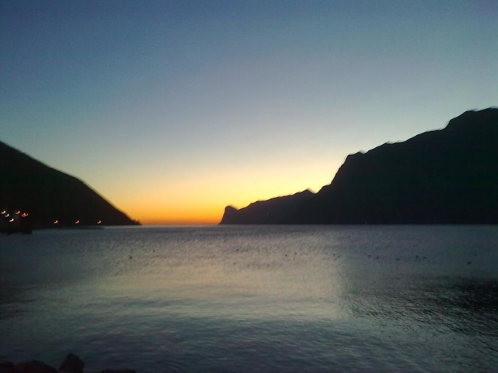 Hotel Villa Verde Torbole Sul Garda Exteriör bild