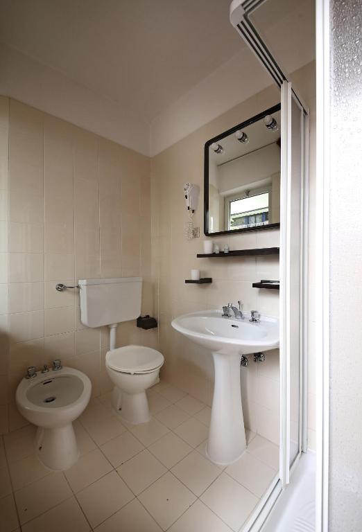 Hotel Villa Verde Torbole Sul Garda Exteriör bild