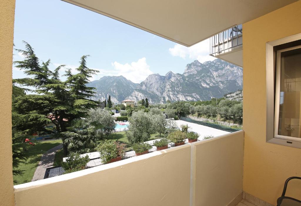 Hotel Villa Verde Torbole Sul Garda Exteriör bild