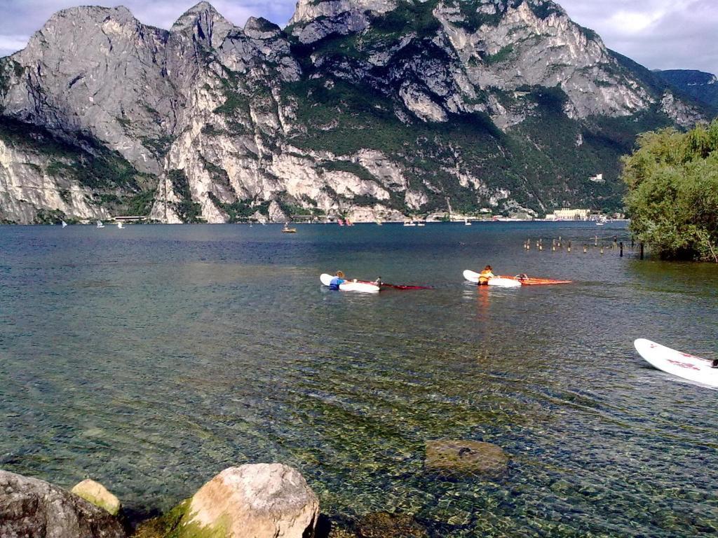 Hotel Villa Verde Torbole Sul Garda Exteriör bild
